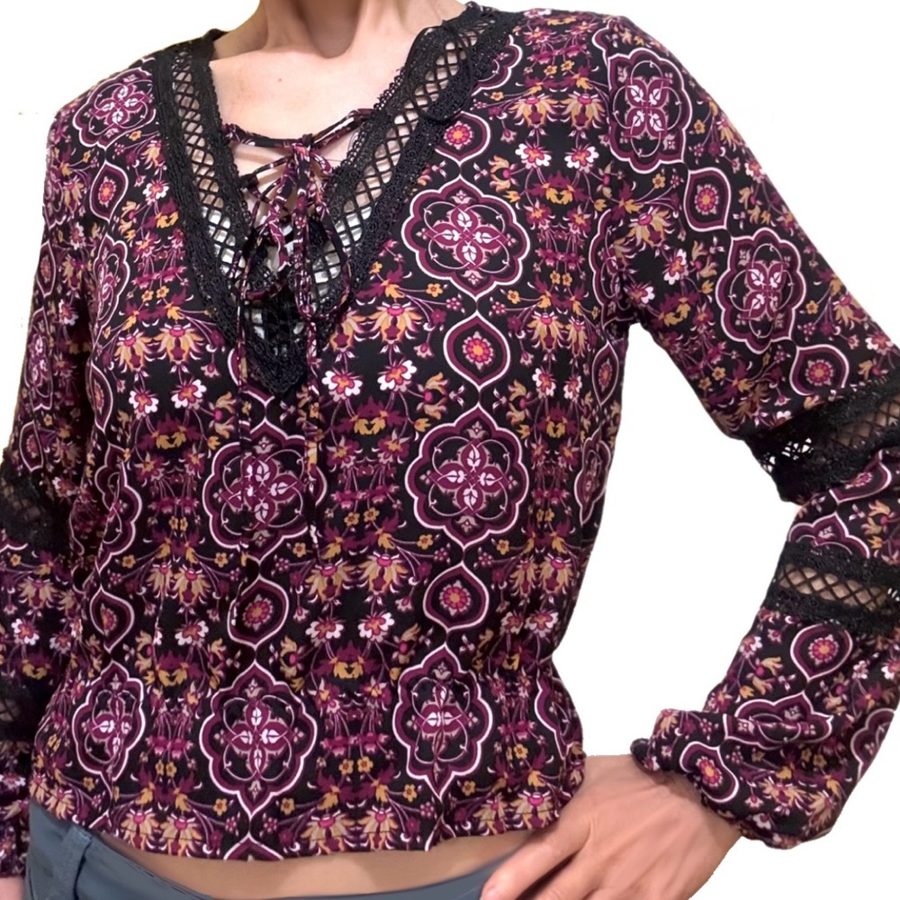 NEW💕 Floral Lace-Trimmed Lace up Puff Long Sleeve Ruffled Peplum V neck Top - Picture 3 of 4